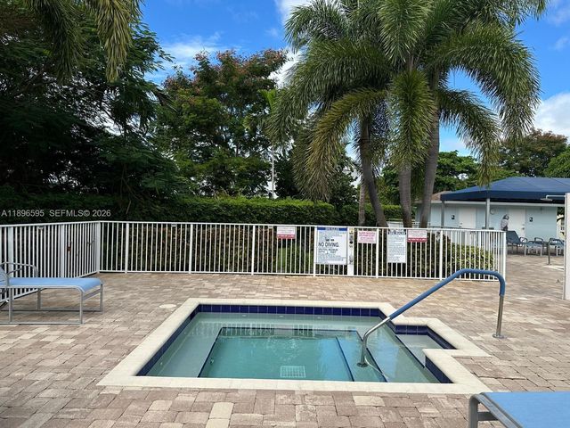 9848 Marina Boulevard 811, Boca Raton, FL 33428