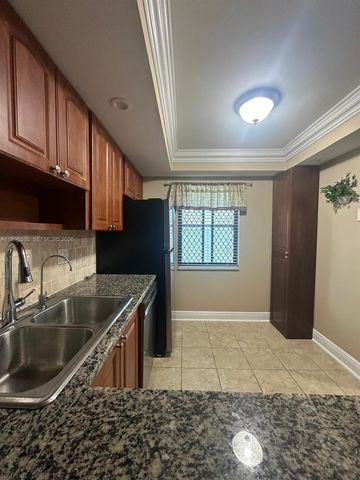 9848 Marina Boulevard 811, Boca Raton, FL 33428
