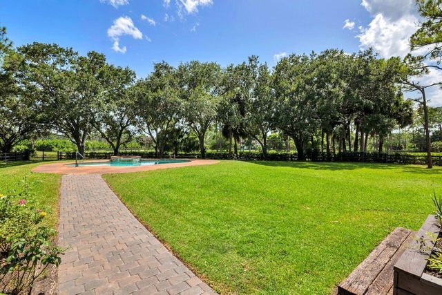 14590 CRAZY HORSE Lane, Palm Beach Gardens, FL 33418