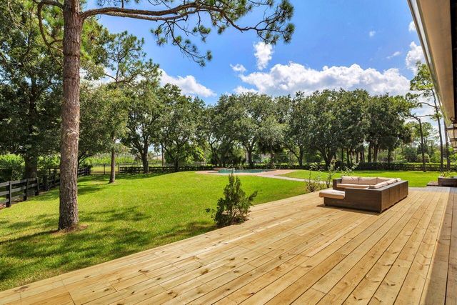 14590 CRAZY HORSE Lane, Palm Beach Gardens, FL 33418