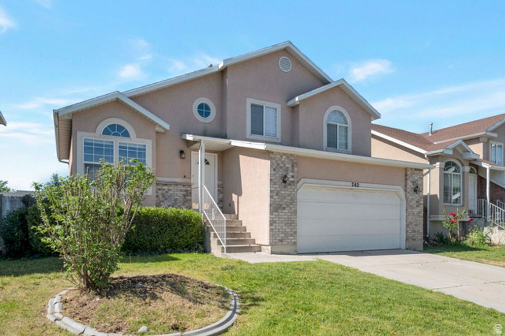 742 E ROWLEY DR, Millcreek, UT 84107