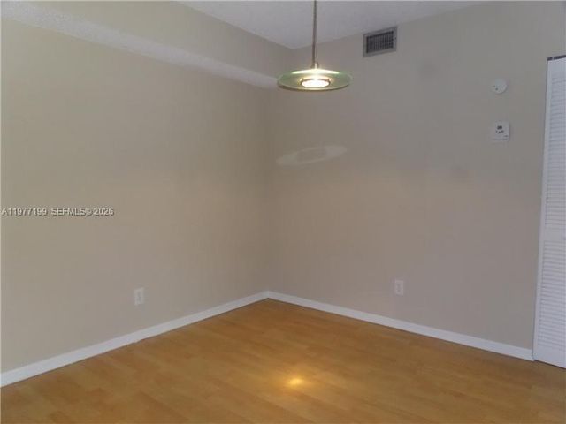 11216 SW 12th St 203, Pembroke Pines, FL 33025