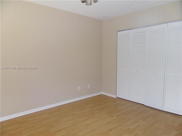 11216 SW 12th St 203, Pembroke Pines, FL 33025