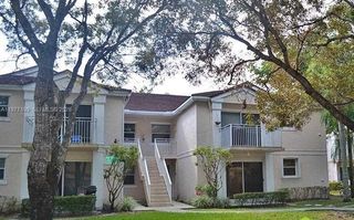 11216 SW 12th St 203, Pembroke Pines, FL 33025