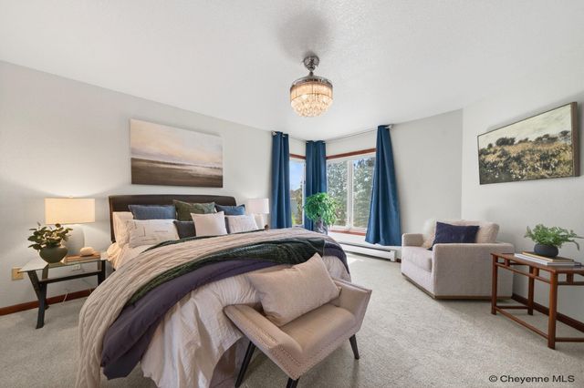 705 OAKHURST DR, Cheyenne, WY 82009
