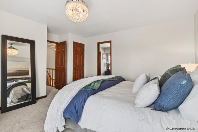 705 OAKHURST DR, Cheyenne, WY 82009