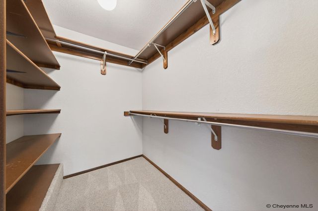 705 OAKHURST DR, Cheyenne, WY 82009