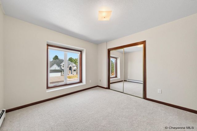 705 OAKHURST DR, Cheyenne, WY 82009