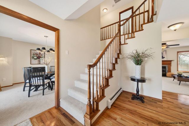 705 OAKHURST DR, Cheyenne, WY 82009