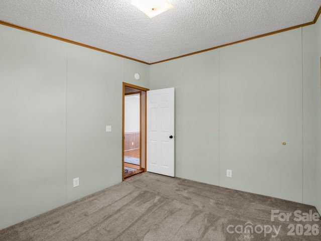 213 Old State Ten Road, Black Mountain, NC 28711