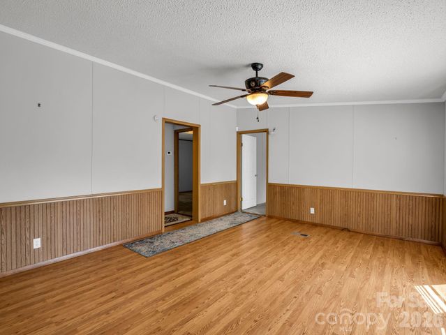 213 Old State Ten Road, Black Mountain, NC 28711