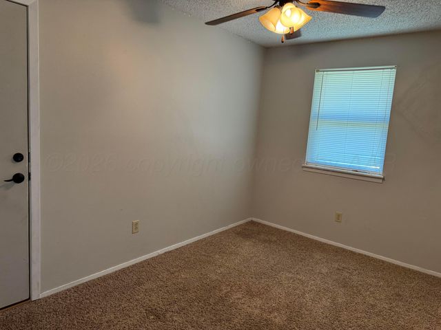 1809 Willard Avenue, Canadian, TX 79014