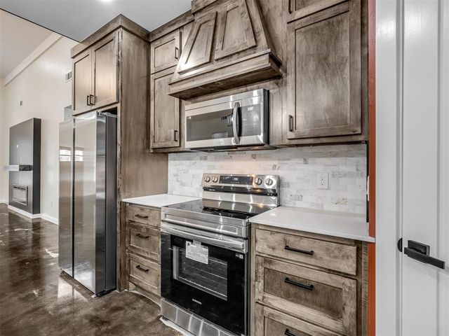 14 Hackney Drive, Mcloud, OK 74851