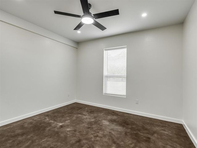 14 Hackney Drive, Mcloud, OK 74851