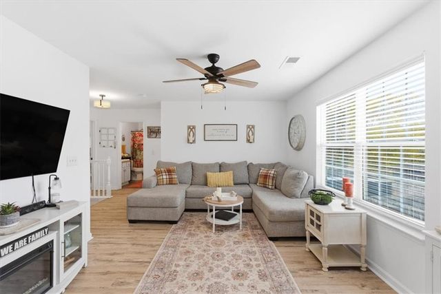 14 Glenmaura NW Way, Cartersville, GA 30120