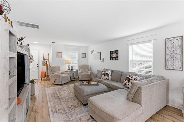 14 Glenmaura NW Way, Cartersville, GA 30120