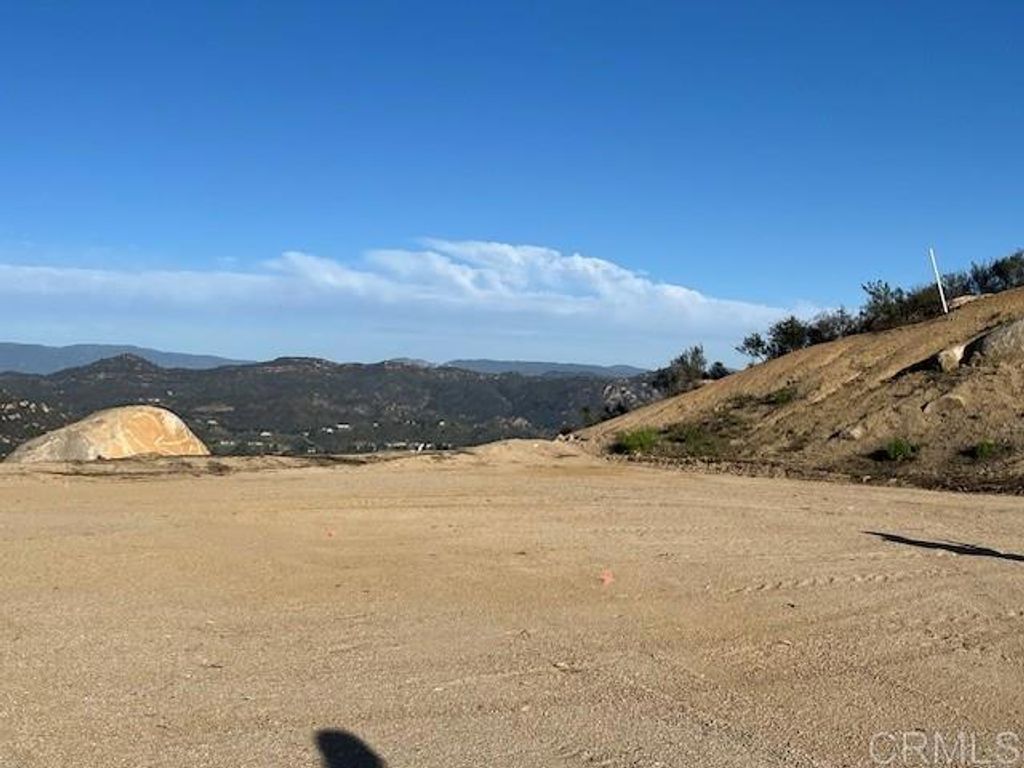 Image 10 of property listing at 1742 KENSINGTON GLEN, Escondido, CA 92026
