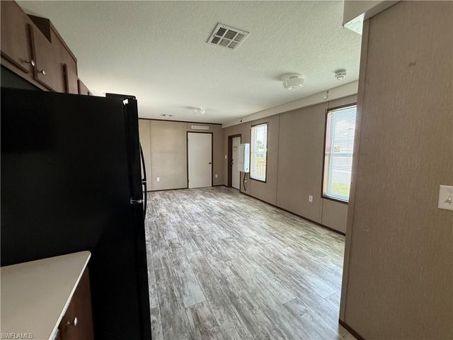 12120 Cactus DR, Fort Myers, FL 33908