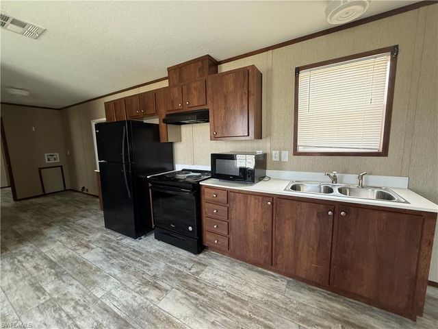 12120 Cactus DR, Fort Myers, FL 33908