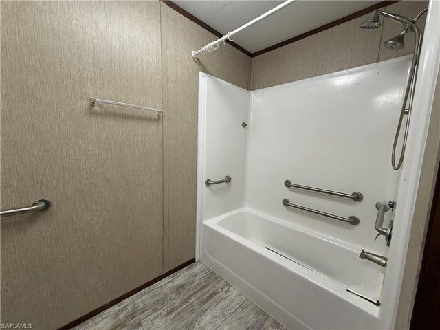 12120 Cactus DR, Fort Myers, FL 33908