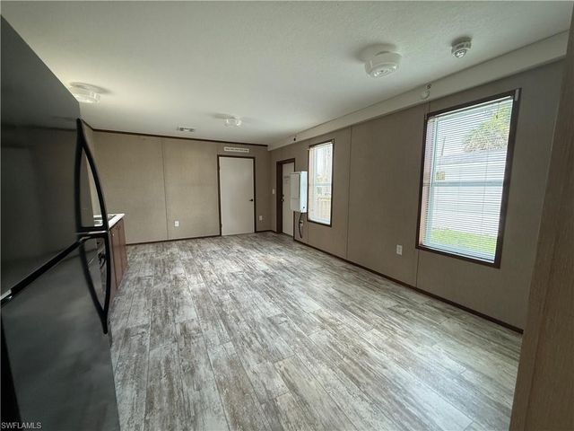 12120 Cactus DR, Fort Myers, FL 33908