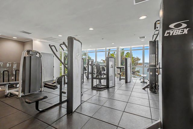 1155 BRICKELL BAY Drive 2509, Miami, FL 33131