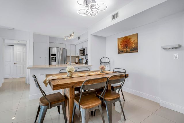 1155 BRICKELL BAY Drive 2509, Miami, FL 33131
