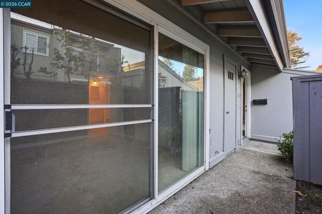 1160 Kenwal Rd D, Concord, CA 94521