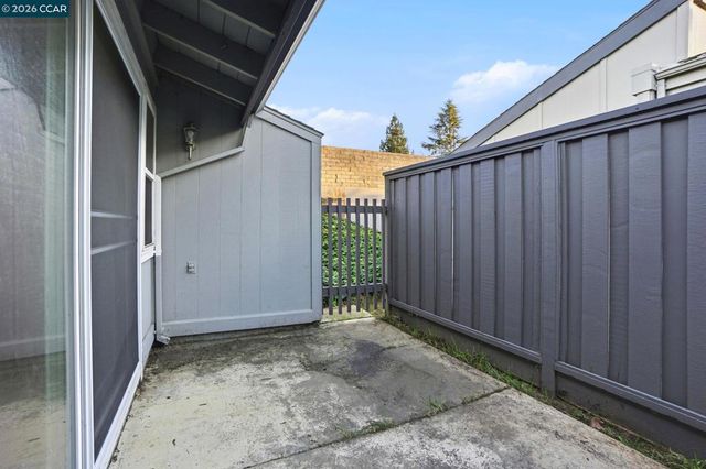 1160 Kenwal Rd D, Concord, CA 94521