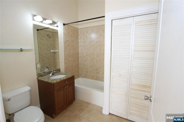 1 John Street 5, Haledon, NJ 07508
