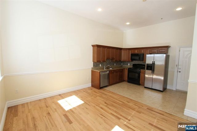 1 John Street 5, Haledon, NJ 07508
