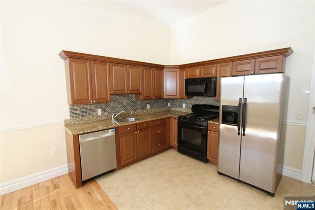 1 John Street 5, Haledon, NJ 07508