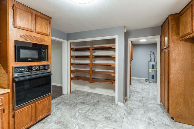 40698 Fm-2979, Hempstead, TX 77445