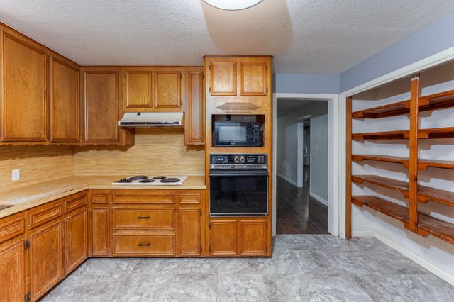 40698 Fm-2979, Hempstead, TX 77445