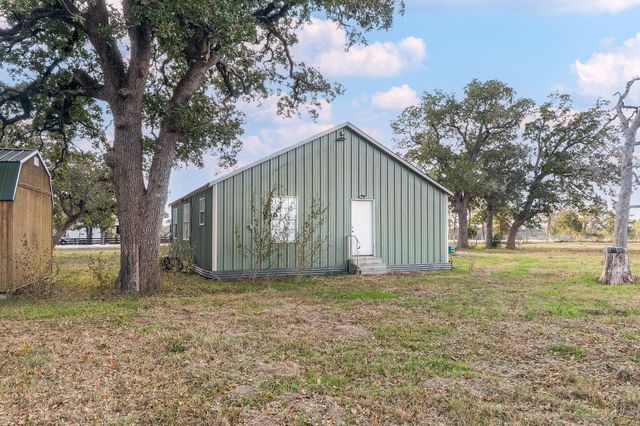 40698 Fm-2979, Hempstead, TX 77445