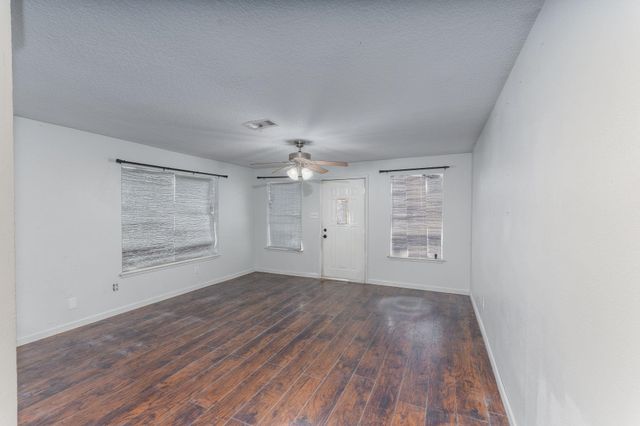 40698 Fm-2979, Hempstead, TX 77445