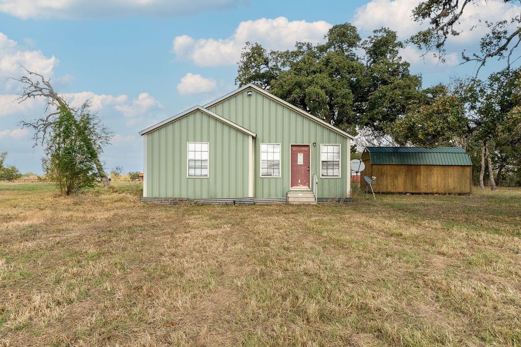 40698 Fm-2979, Hempstead, TX 77445