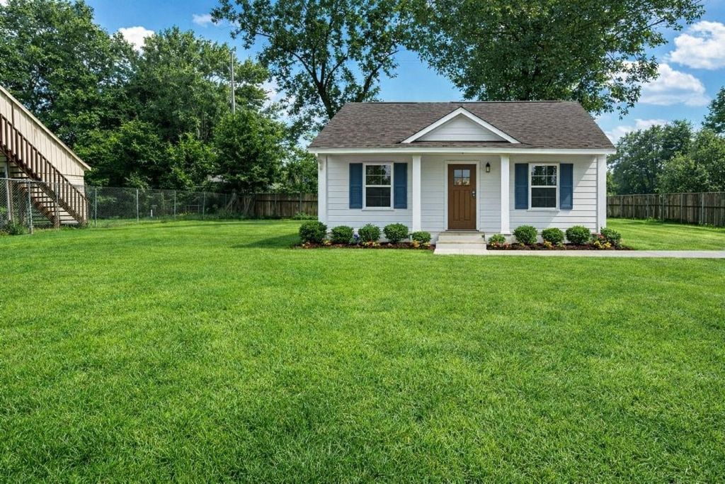 17002 Folsom Drive, Houston, TX 77049