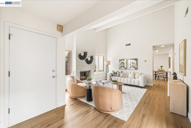 5168 Dryden Ct, Newark, CA 94560