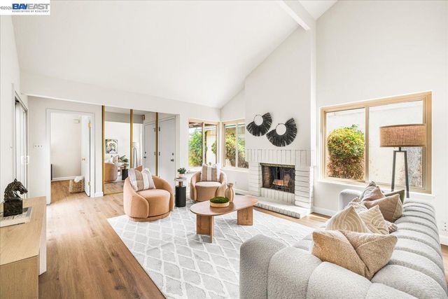 5168 Dryden Ct, Newark, CA 94560