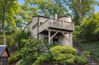 732 Sound View Road, Mill Neck, NY 11771