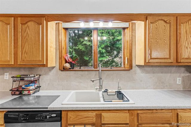 11454 Wilson Road, Otisville, MI 48463
