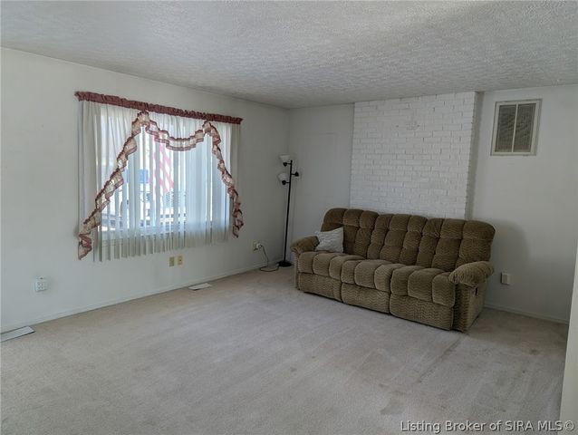 515 Gray Street, Hanover, IN 47243