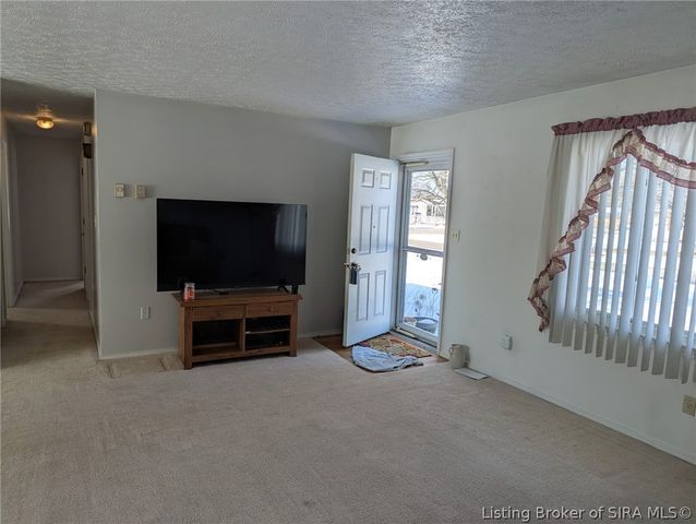 515 Gray Street, Hanover, IN 47243