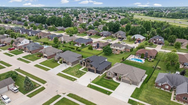 43253 Sams Lane, Chesterfield Twp, MI 48047
