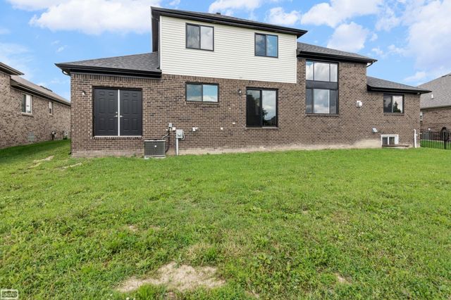 43253 Sams Lane, Chesterfield Twp, MI 48047