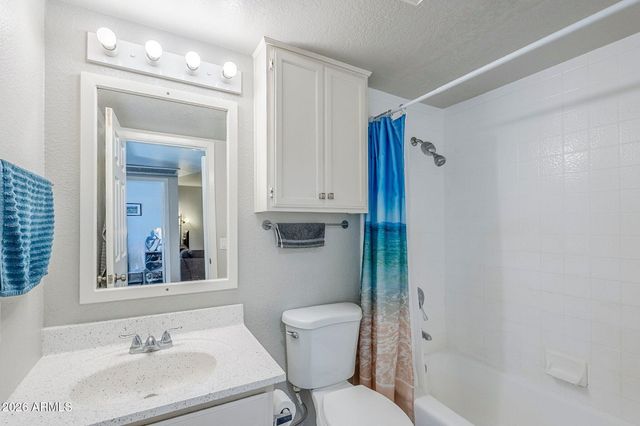 17 E RUTH Avenue 303, Phoenix, AZ 85020