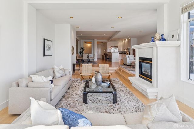 117 Divisadero Street, San Francisco, CA 94117