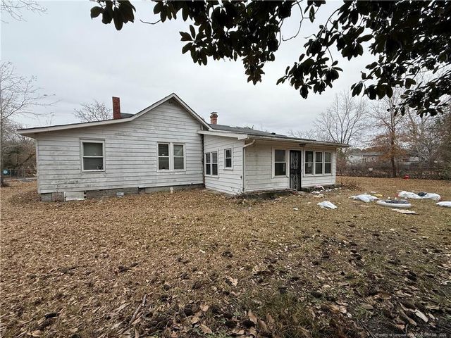 5747 Medicus Lane, Hope Mills, NC 28348