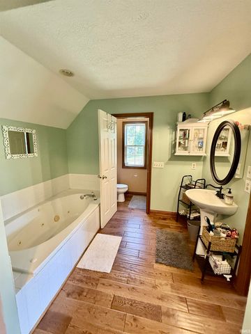 5192 E Rocklane Road, Greenwood, IN 46143